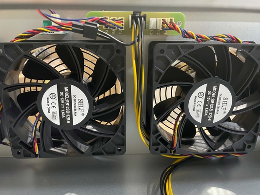 Μηχανή AMD A68 8 πλαίσιο SSD 128G εγκαταστάσεων γεώτρησης μεταλλείας BTC ETH GPU εγκαταστάσεων γεώτρησης μεταλλείας Gpu
